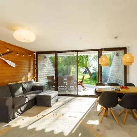 Σπίτι διακοπών House - Private At Balaton *