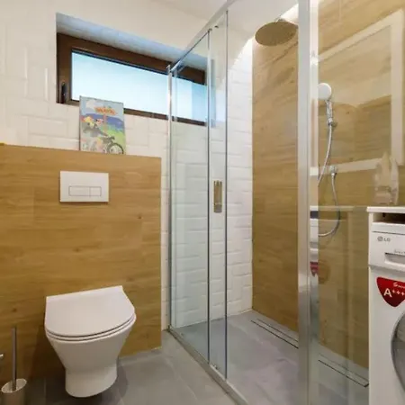 House - Private At Balaton Balatonakarattya