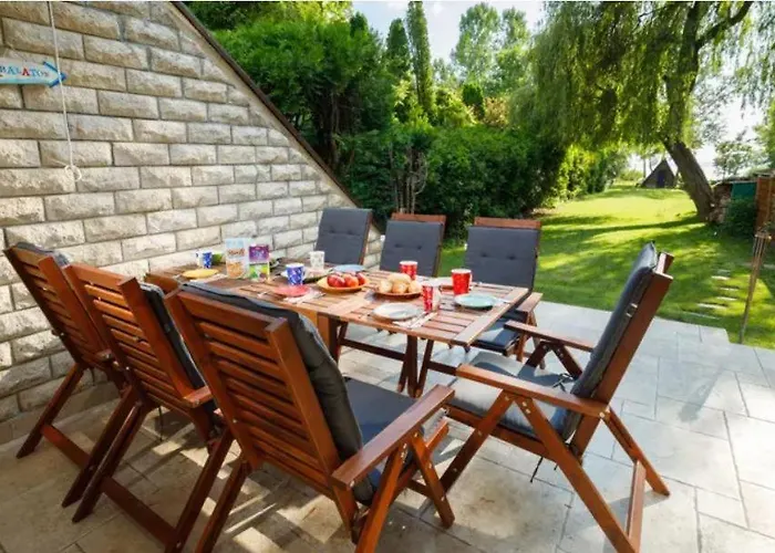 House - Private At Balaton Balatonakarattya